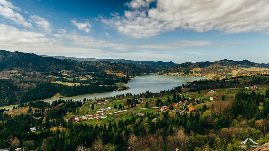 Pensiunea Lac Kolibica Kültér fotó